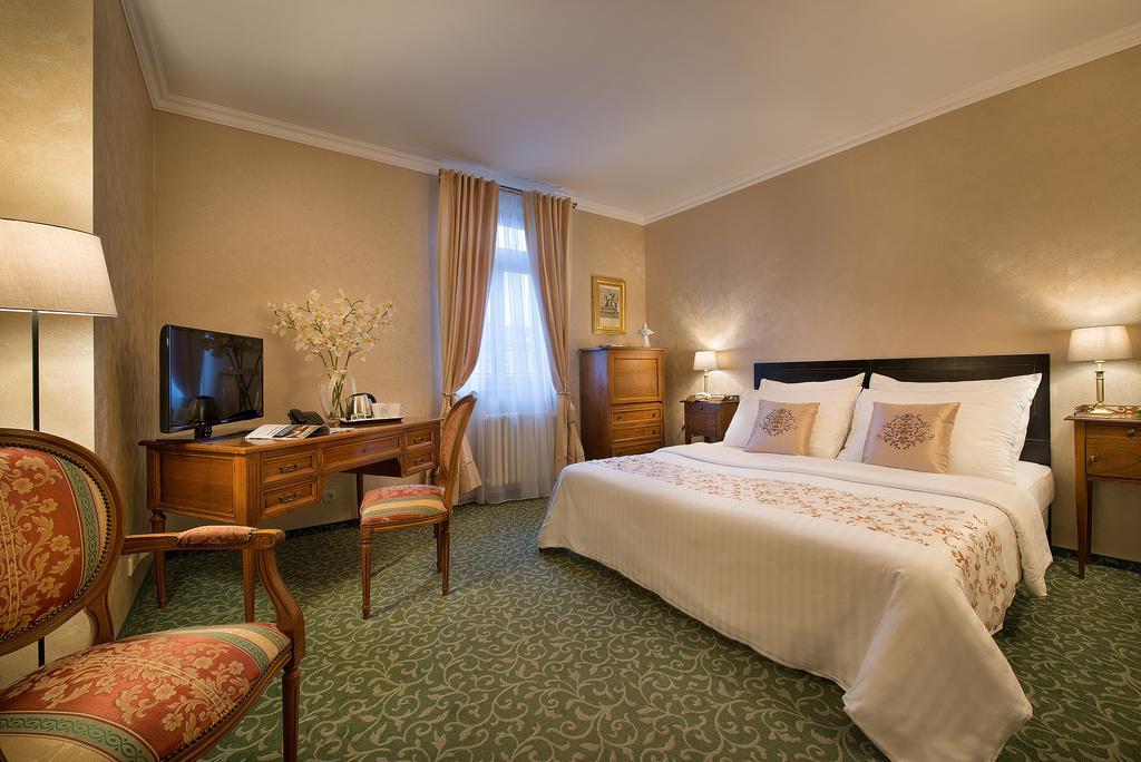 Angelis Hotel Prague Room photo